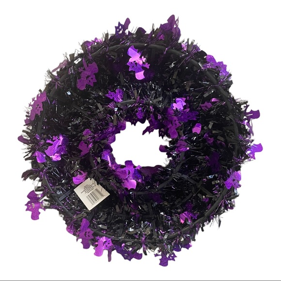 Halloween Holographic Bat 19” Tinsel Wreath NWT - Picture 8 of 9